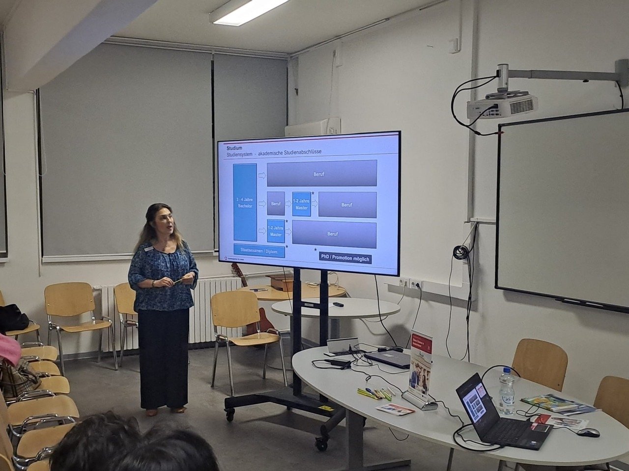 Bildungswege in Deutschland – Ein kurzer Einblick in die Studienberatungswoche am Goethe-Kolleg